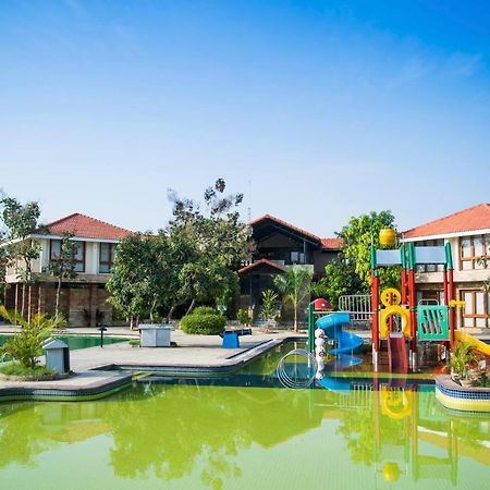 Esthell Village Resort Mahabalipuram Exterior photo