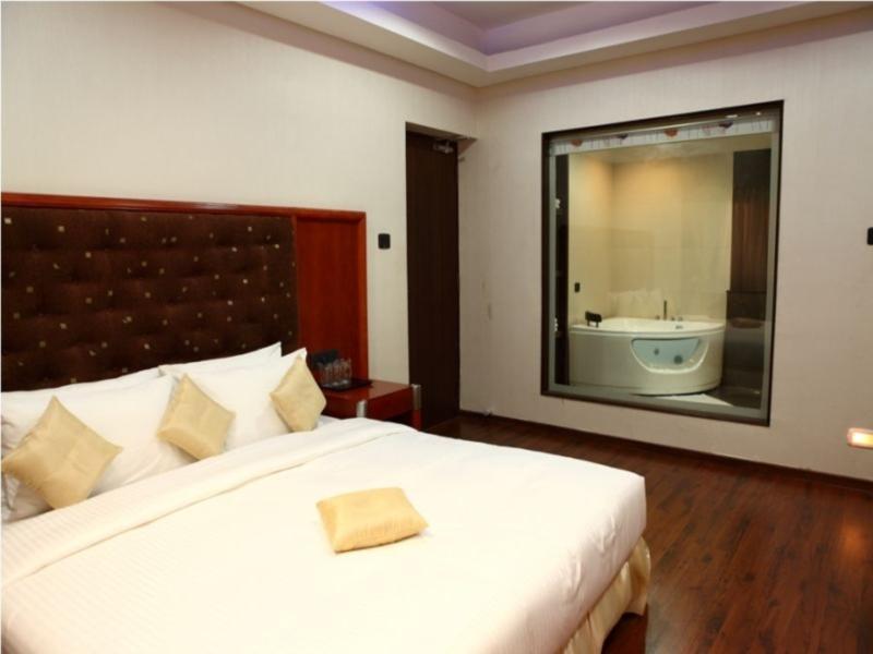 Esthell Village Resort Mahabalipuram Exterior photo