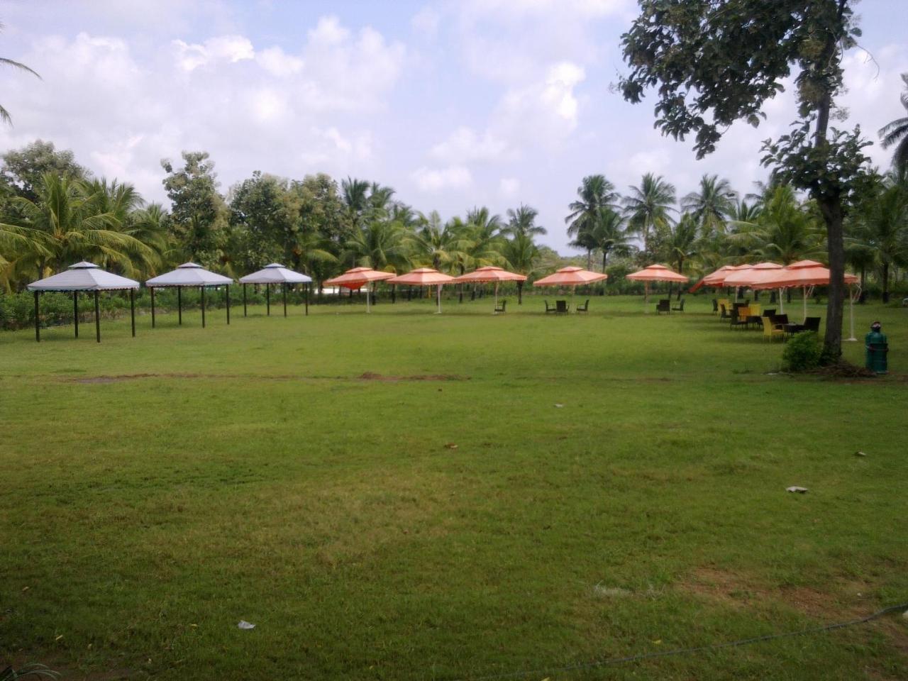 Esthell Village Resort Mahabalipuram Exterior photo