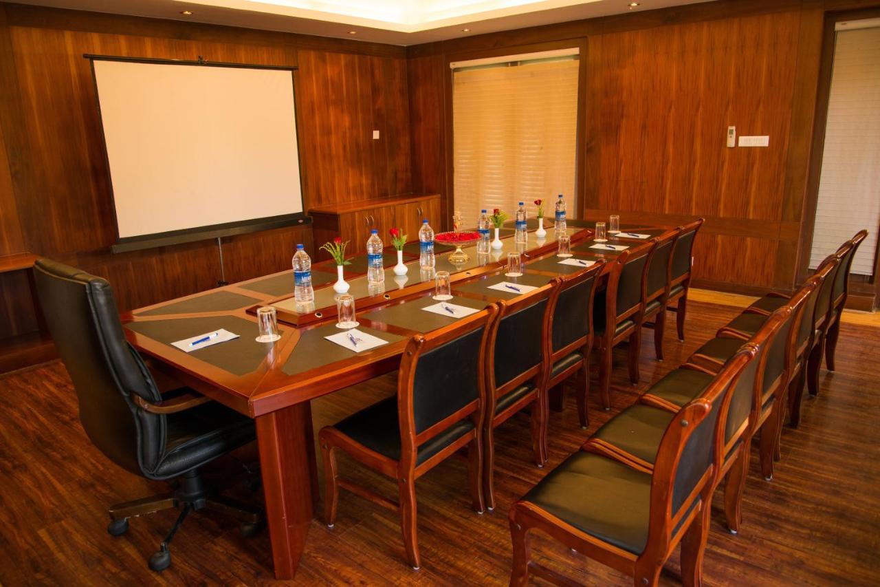 Esthell Village Resort Mahabalipuram Exterior photo