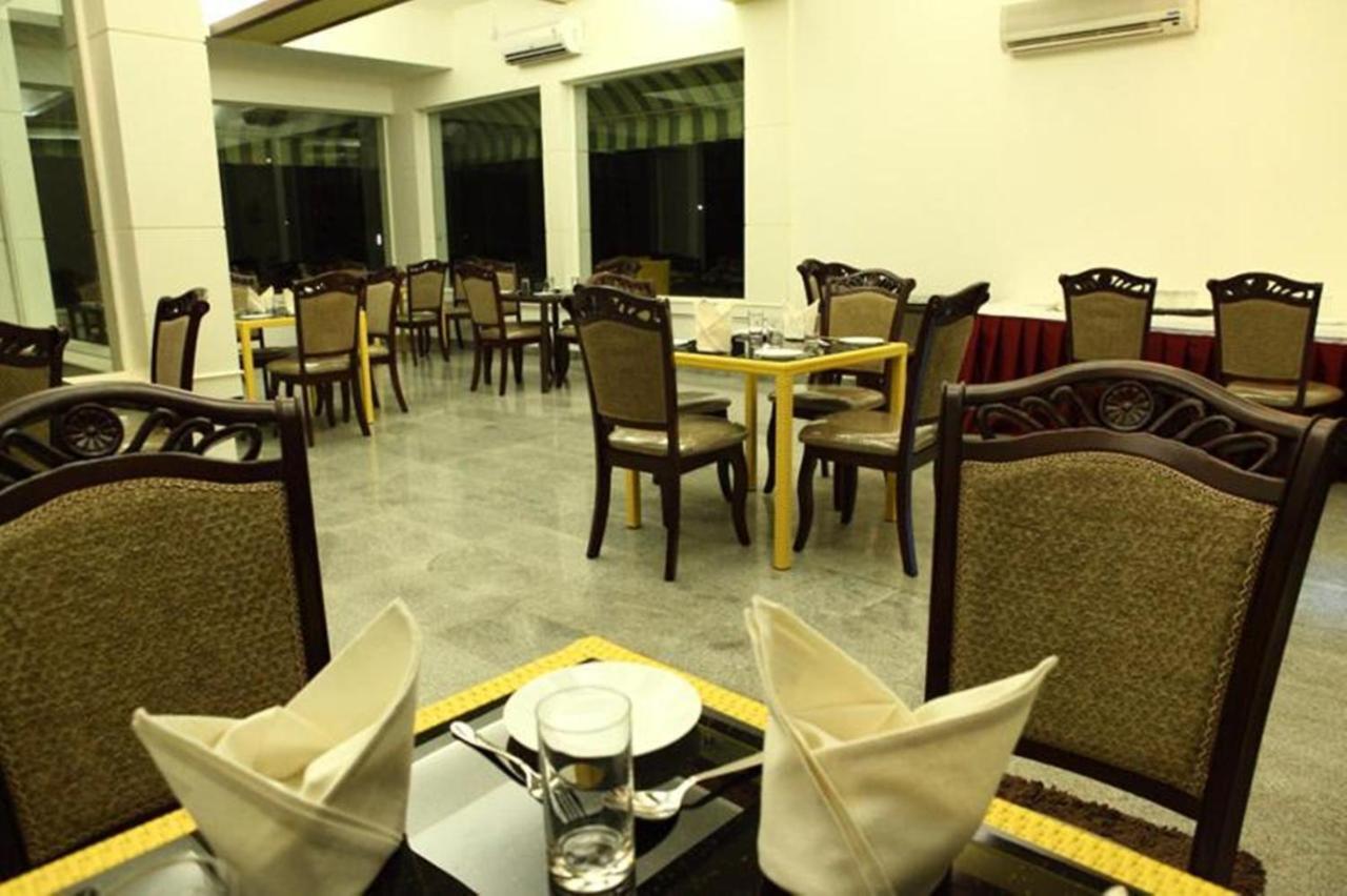 Esthell Village Resort Mahabalipuram Exterior photo